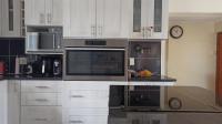 Kitchen - 18 square meters of property in St Duma