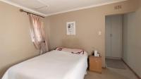 Bed Room 1 - 18 square meters of property in Reyno Ridge