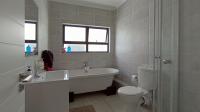Bathroom 1 - 6 square meters of property in Crowthorne AH