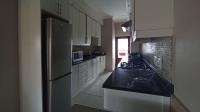 Kitchen - 14 square meters of property in Linden
