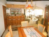 Dining Room - 22 square meters of property in Florida Hills
