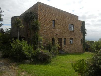Absa Repossessed 3 Bedroom  House For Sale in Plettenberg Bay - MR048728