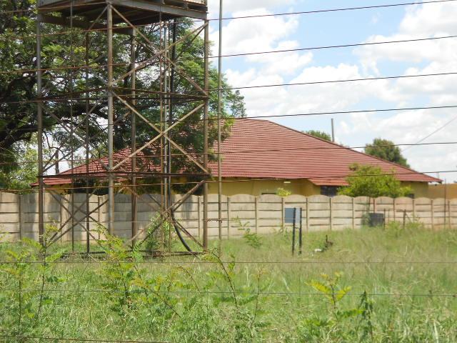 Front View of property in Krugersdorp