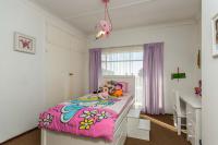 Bed Room 1 - 12 square meters of property in Silverfields