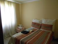 Main Bedroom - 13 square meters of property in Roodekop