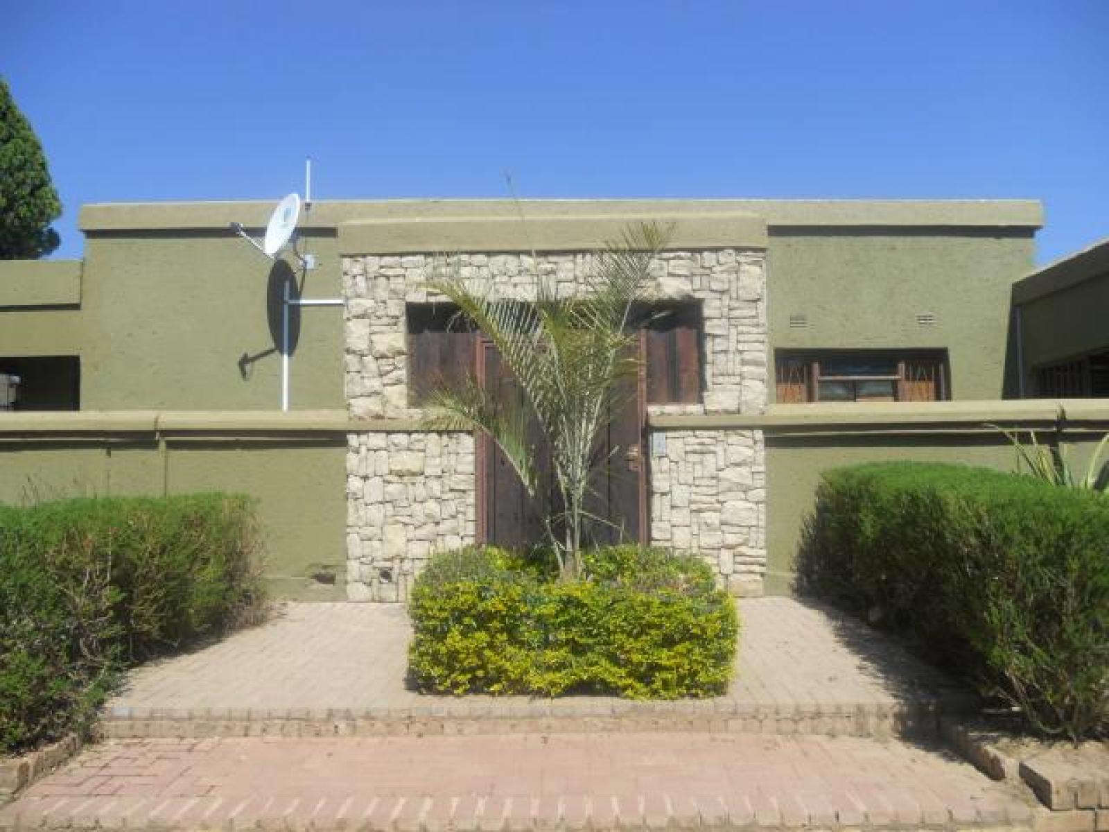 2 Bedroom House for Sale For Sale in Mamelodi Home Sell MR089155