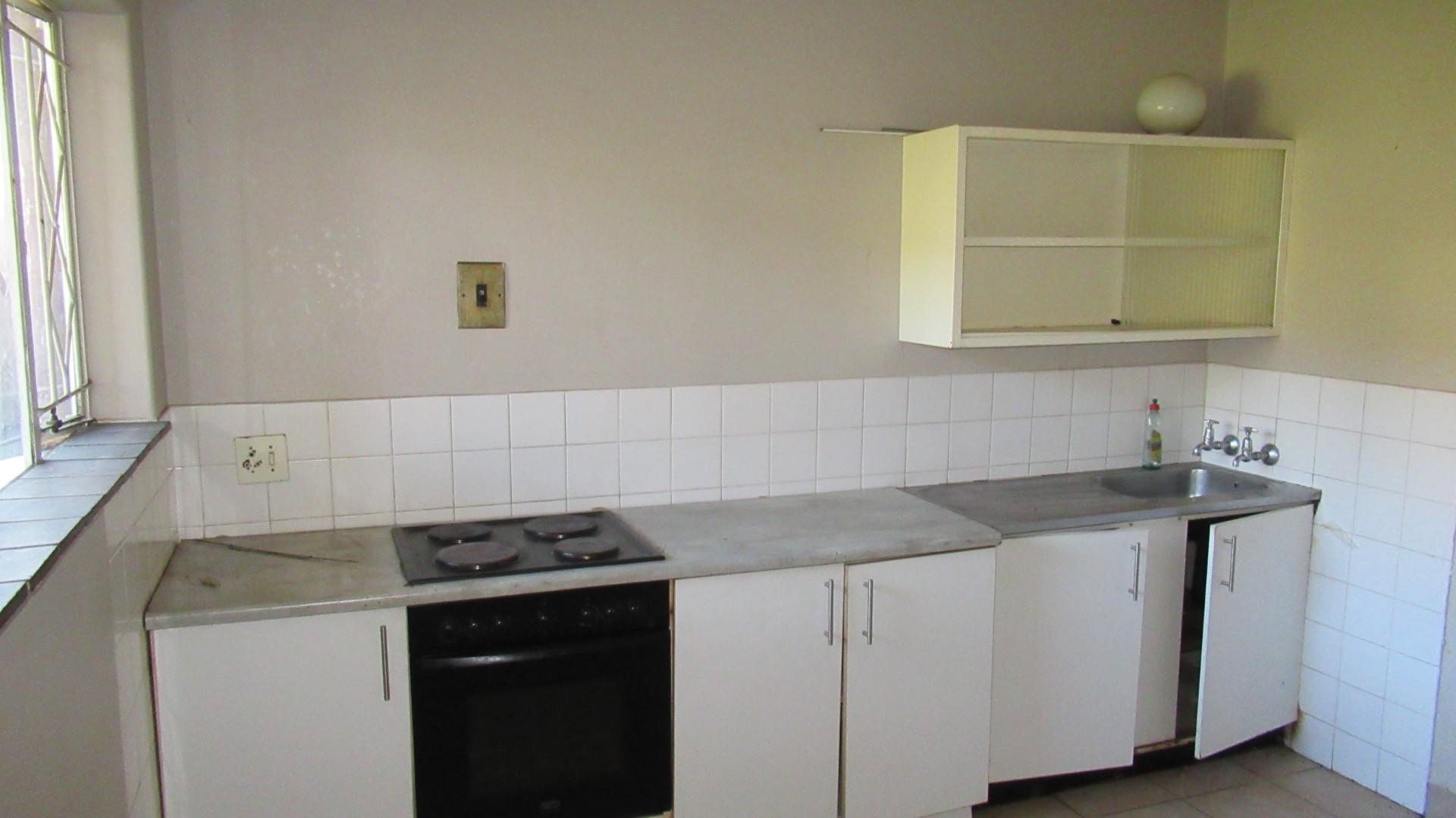 Kitchen - 4 square meters of property in Windsor West