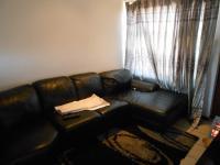 Lounges - 8 square meters of property in Emalahleni (Witbank) 