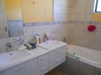 Bathroom 3+ - 21 square meters of property in Winchester Hills