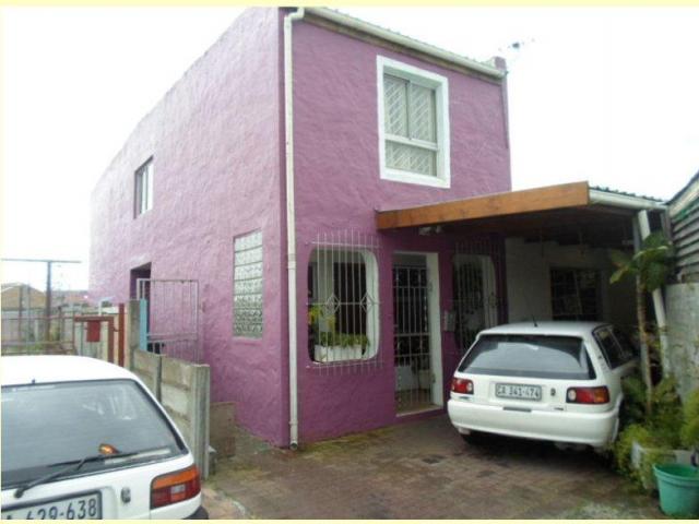 4 Bedroom House for Sale For Sale in Mitchells Plain - Private Sale - MR100161