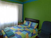 Bed Room 1 - 15 square meters of property in Eerste River