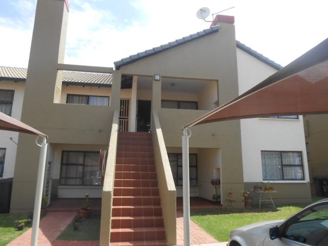 3 Bedroom Sectional Title for Sale For Sale in Glenanda - Home Sell - MR101805