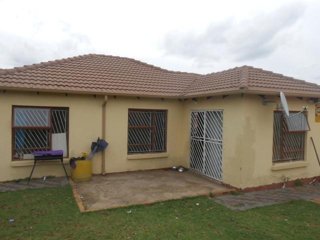 3 Bedroom House for Sale For Sale in Cosmo City - Private Sale - MR102194