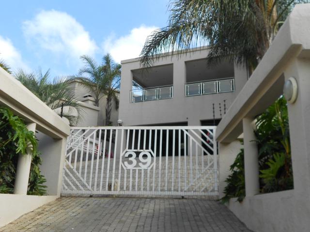 House for Sale For Sale in Bassonia - Home Sell - MR105255