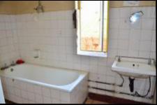 Bathroom 1 of property in Port Shepstone