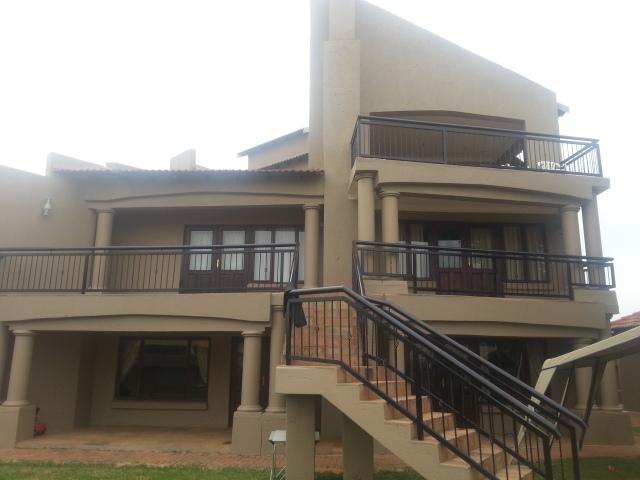 3 Bedroom House for Sale For Sale in Hartbeespoort - Home Sell - MR109927