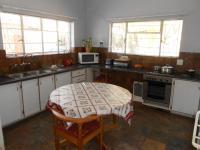 Kitchen - 22 square meters of property in Welkom