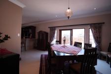 Dining Room - 22 square meters of property in The Wilds Estate