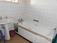 Main Bathroom - 5 square meters of property in Vanderbijlpark