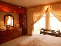 Main Bedroom - 41 square meters of property in Lenasia