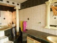 Bathroom 3+ - 18 square meters of property in Lenasia