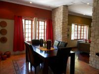 Dining Room - 20 square meters of property in Cyrildene