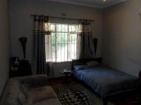 Bed Room 3 - 17 square meters of property in Cyrildene