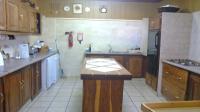 Kitchen - 27 square meters of property in Ermelo