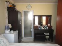 Main Bedroom - 12 square meters of property in Lenasia South