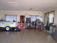 Spaces - 2 square meters of property in Lenasia South