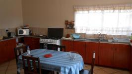 Kitchen - 40 square meters of property in Eloff