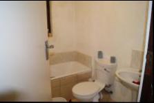 Main Bathroom - 7 square meters of property in Montclair (Dbn)