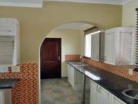 Kitchen - 21 square meters of property in Kengies