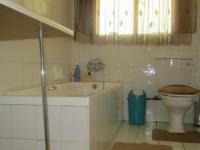 Bathroom 3+ - 43 square meters of property in Arcon Park