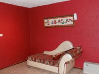Dining Room - 11 square meters of property in Pretoria West