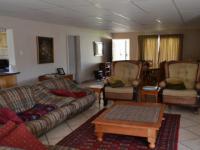 Lounges - 45 square meters of property in Olifantshoek