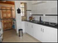 Kitchen - 18 square meters of property in Crosby