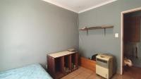 Bed Room 1 - 14 square meters of property in The Orchards