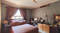 Main Bedroom - 20 square meters of property in The Orchards