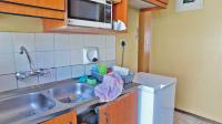 Kitchen - 7 square meters of property in Newlands East