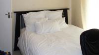 Bed Room 1 - 12 square meters of property in Kingsview
