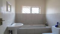 Bathroom 1 - 6 square meters of property in Tasbetpark