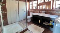 Bathroom 1 - 11 square meters of property in Montana Park