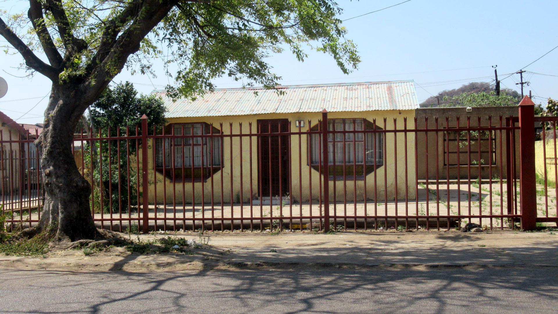 Front View of property in Ga-Rankuwa