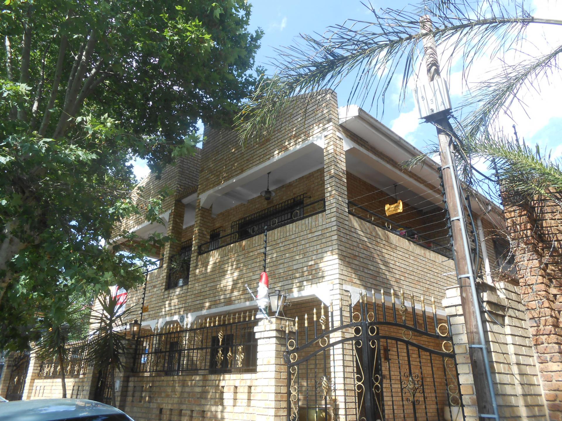 Front View of property in Fordsburg