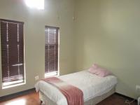 Bed Room 2 - 11 square meters of property in Edenvale