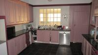 Kitchen - 31 square meters of property in Walkers Fruit Farms SH