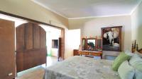 Bed Room 1 - 17 square meters of property in Kromdraai