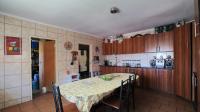 Kitchen - 53 square meters of property in Kromdraai