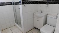 Bathroom 1 - 4 square meters of property in Woodhaven 